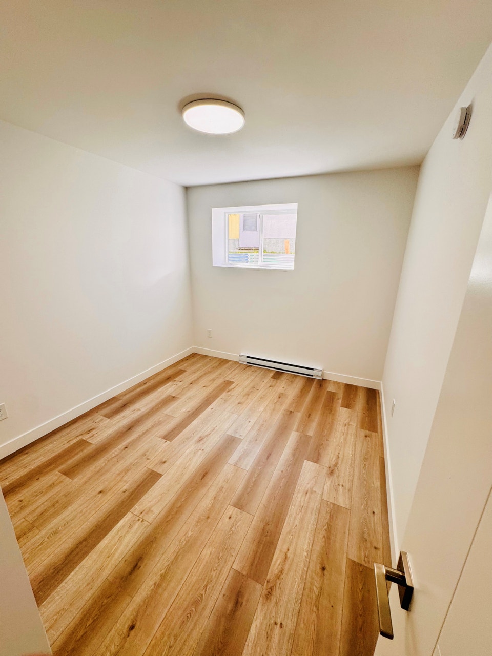Beautiful suite for rent in Transcona 4