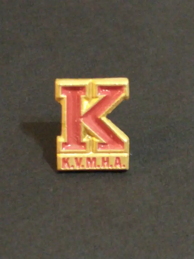 Kanata Valley Minor Hockey Association lapel pin in Arts & Collectibles in City of Toronto - Image 2