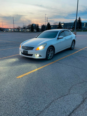 2012 Infiniti G37x