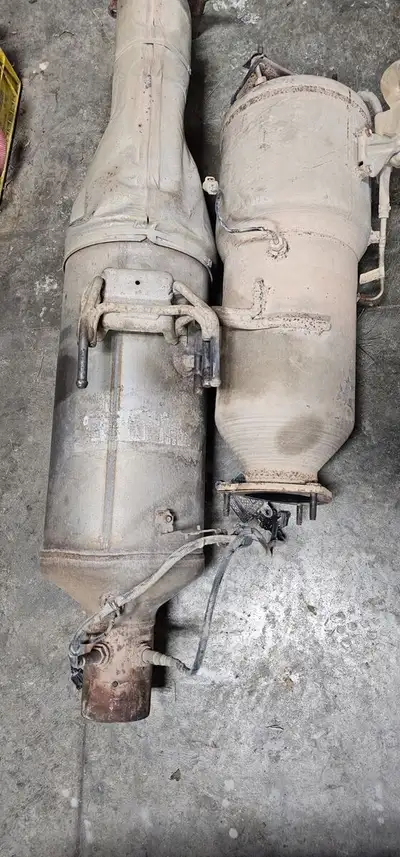 Dpf system off a 2017 Cummins comes with sensors