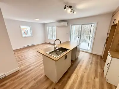 6 1/2 NEUF À partir de 1725$ Projet en courssur la rue Richard. Situé au 2e et 3e étage d'un immeubl...