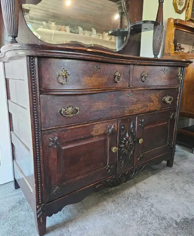 Buffet with Hutch - Delivery Available in Hutches & Display Cabinets in Winnipeg - Image 10