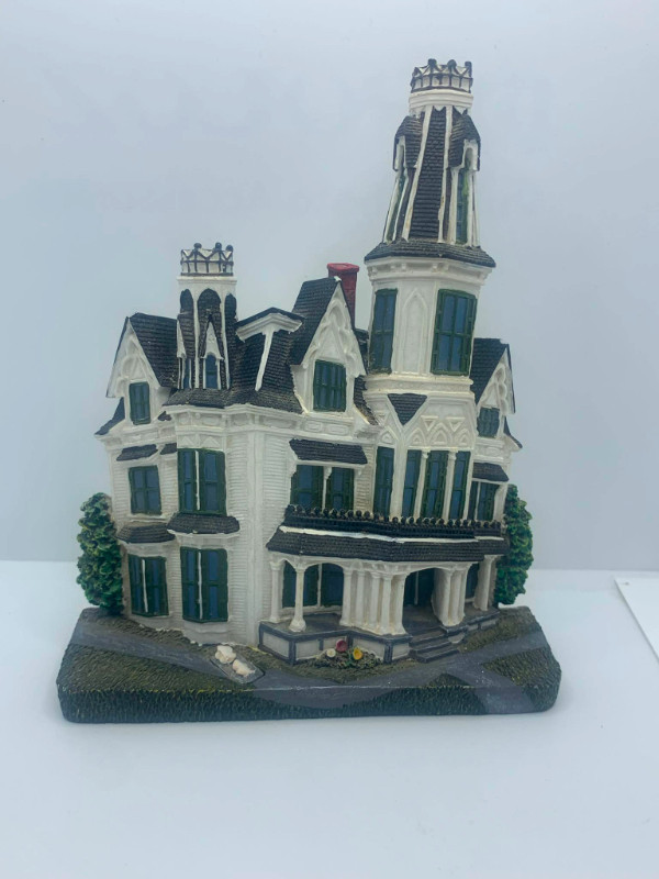 Catherine Karnes Munn House Figurine - Carleton County Hospital in Arts & Collectibles in Fredericton