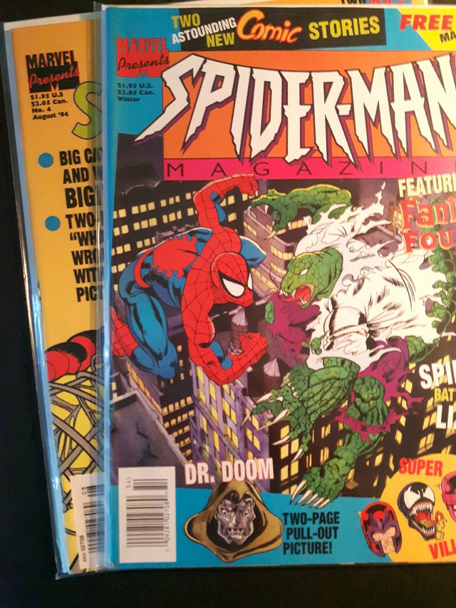 Magazines-Spider-Man (2) in Arts & Collectibles in Vernon