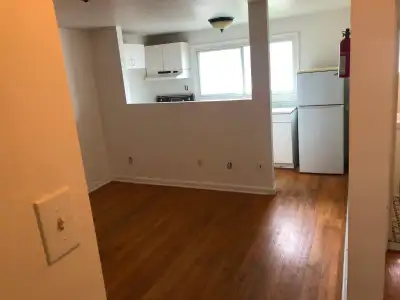 2 bdrm apt on baseline road near algonquin college