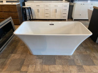 NEW Freestanding White Modern Acrylic Bathtub