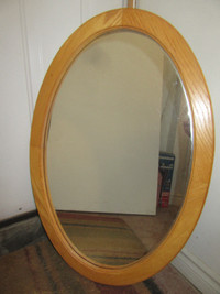 Beautiful Oval Mirror in Oak Frame - Fairview Mall area