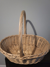 Large wood basket with handle. So many uses!!