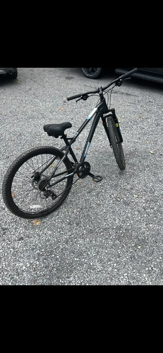 Diadora Mountain Bike, 21-Speed Mint shape!! in Mountain in Kingston - Image 4