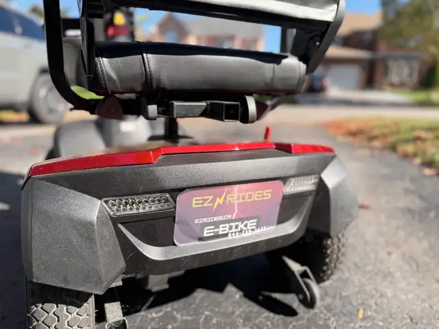 Mobility Scooter - Like New/Used Once - Save $1k + Full Warranty in Health & Special Needs in Oshawa / Durham Region - Image 11