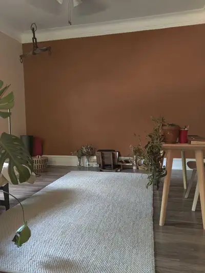 Beautiful apartment in the heart of St Henri. A very peaceful apartment , with good luminosity, peac...