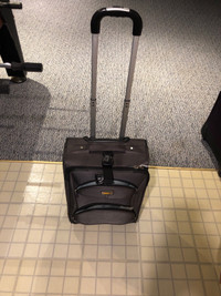 ASSORTED LUGGAGE TROLLEY BAGS 