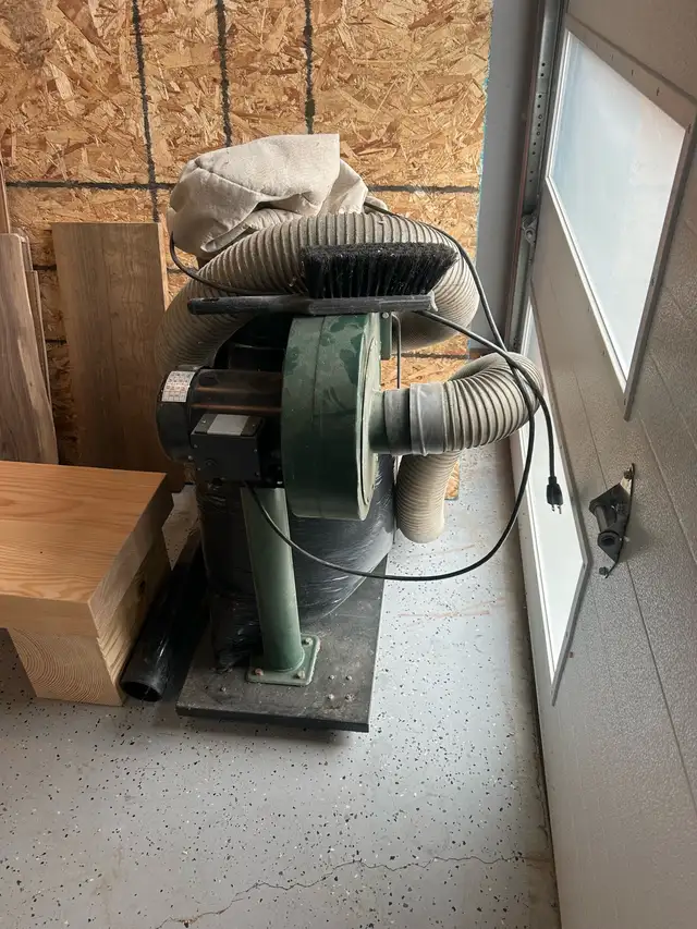 dust collector 415732556859985920
