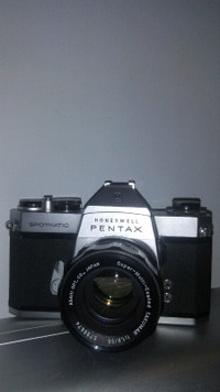 Pentax Honeywell Spotmatic 35mm SLR Film Camera 55mm F/1.8 Lens