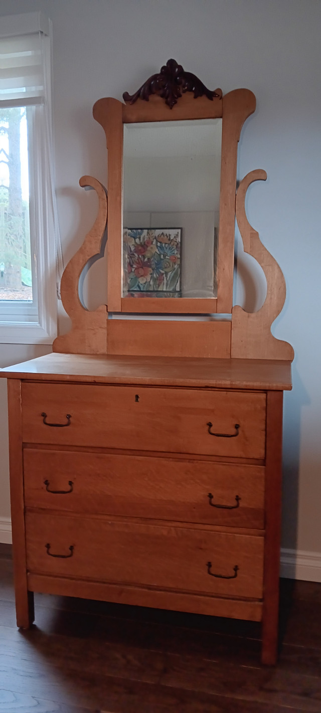 Antique maple dresser with mirror in Dressers & Wardrobes in Peterborough