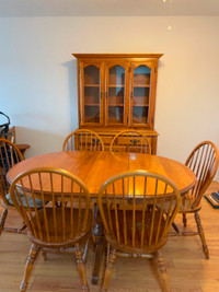 Hardwood Table, 6 Chairs, Buffet and Hutch. $400