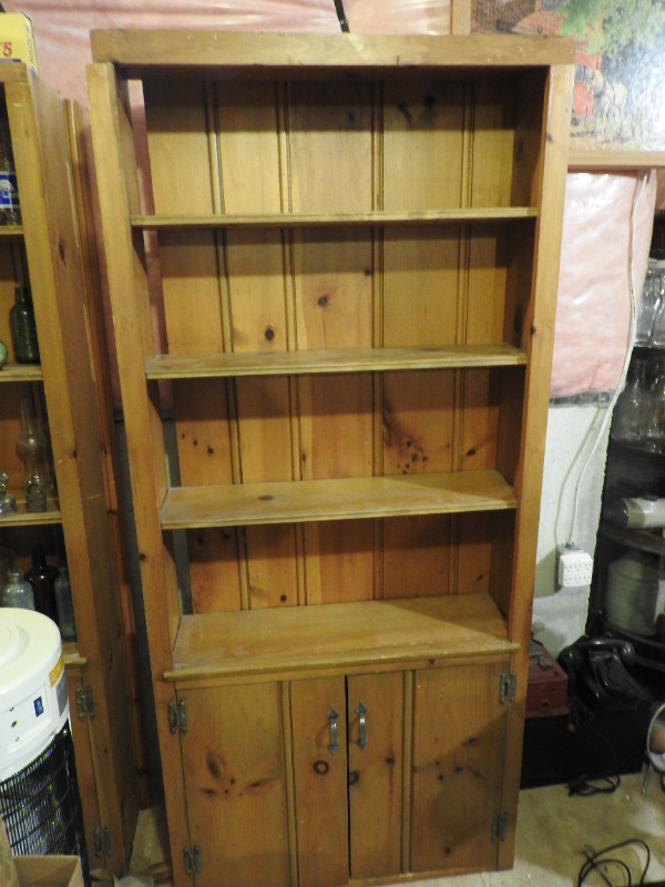 Vintage Solid Wood Shelving Unit in Bookcases & Shelving Units in Markham / York Region