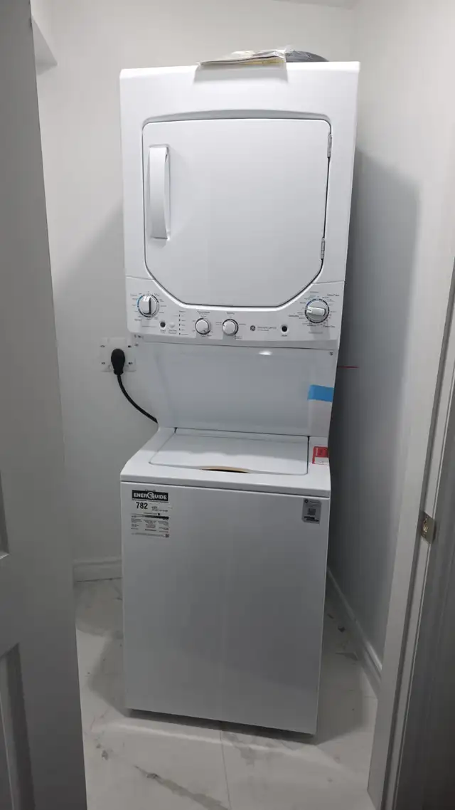 Legal 1 Bedroom and 2 washrooms basement apartment in Long Term Rentals in City of Toronto - Image 5