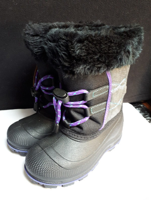 Snow Blast Technology Kids/Girls Snow Boots New Size 8 in Kids & Youth in Windsor Region - Image 4
