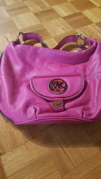 Sacoche Micheal Kors Hot pink authentique