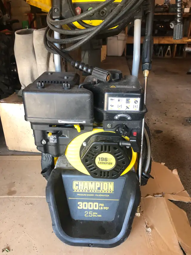 Gas Pressure Washer & Weed Wacker in Lawnmowers & Leaf Blowers in Belleville - Image 3