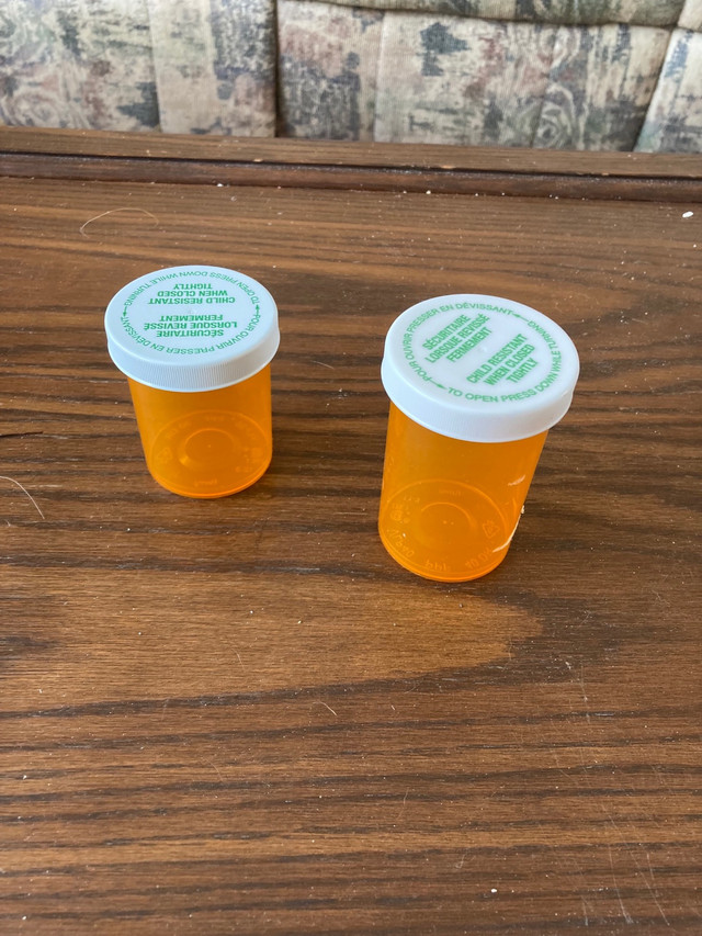 Pill Bottles Free in Free Stuff in La Ronge