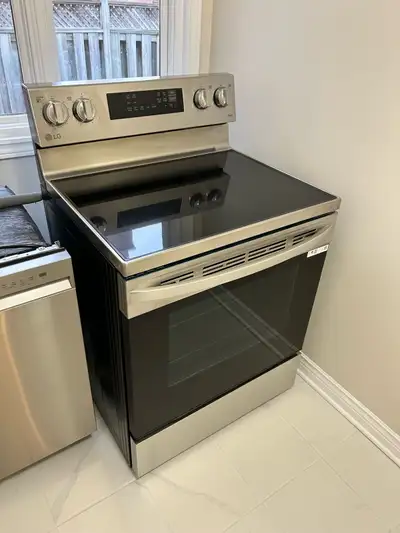 LG Stove Brand new, View more