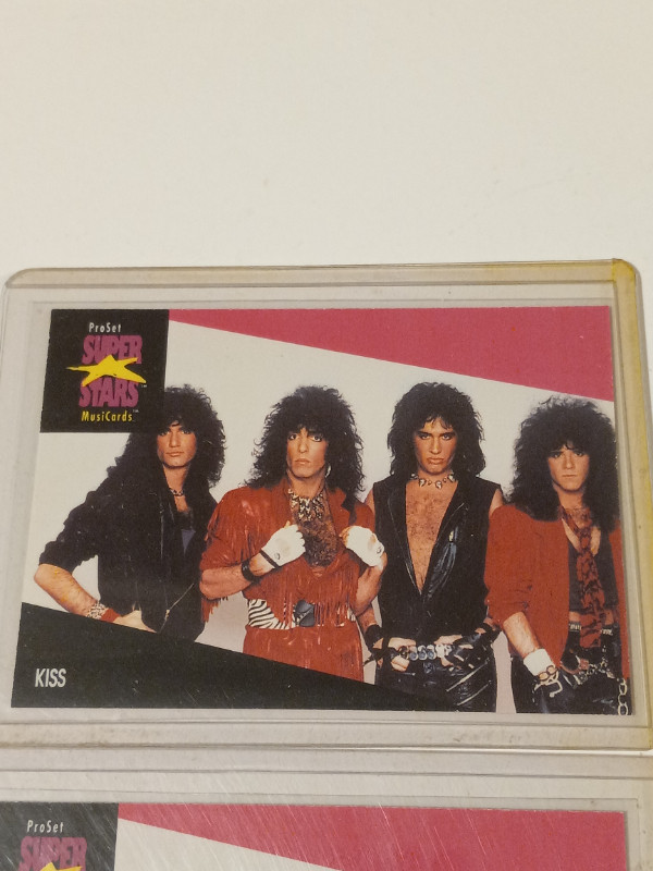 KISS Classic Rock Trading Cards Lot of 2 NM/MT Pro Set 1991 in Arts & Collectibles in Trenton - Image 2