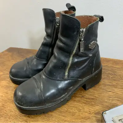 Harley Davidson leather boots