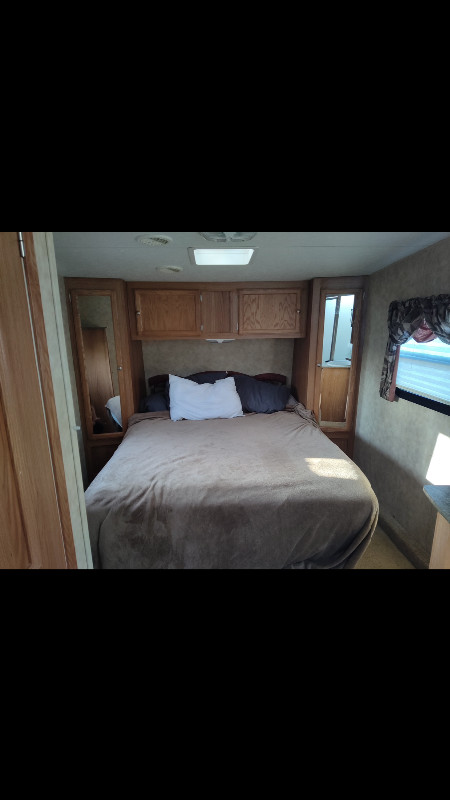 2008 sportsmen camper in Travel Trailers & Campers in Yarmouth - Image 2