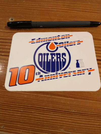 Lovely 1989 NHL Edmonton Oilers 10th anniversary sticker, View more