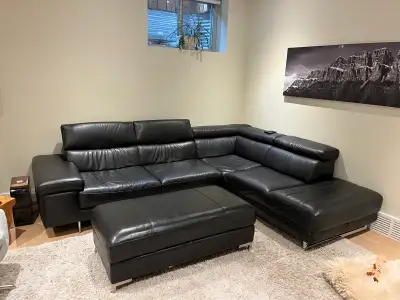 Natuzzi Editions Modular Sectional. Italian leather throughout. Extremely comfortable. Comes from a...