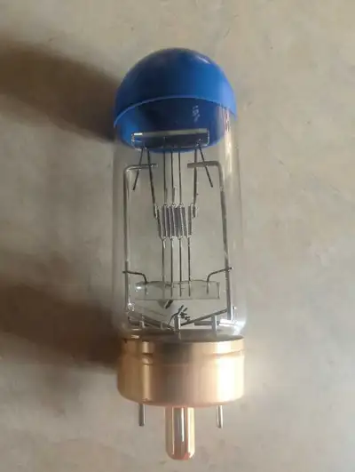 Tube électronique à vide vintage - non testé, View more