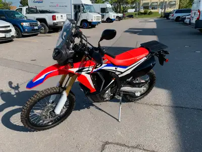 This is a brand new bike with ZERO km! Built for road and trail. 6 speed transmission, speedometer,...