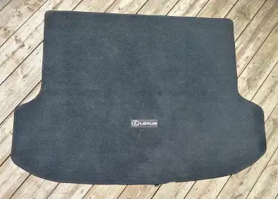 Rear cargo floor mat for a 2013 Lexus RX350 Great condition.