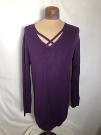 Womens Long Purple Sweater. Size Large.Rickis