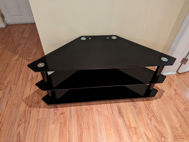Space Saving Corner TV Stand in TV Tables & Entertainment Units in City of Toronto - Image 2