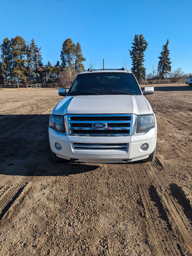 2011 ford expedition max limited  in Cars & Trucks in Edmonton - Image 2