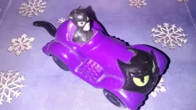 Good condition. $5, Pick up only in Etobicoke