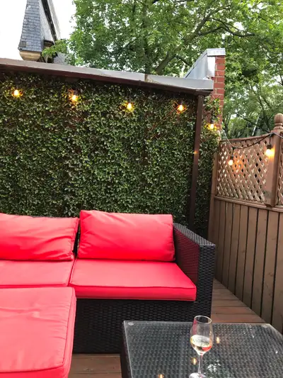 Huge 4 Bedroom House - Downtown