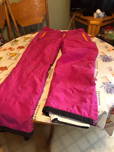 salopette d’hiver de marque black moutain pour femme gr: medium, View more