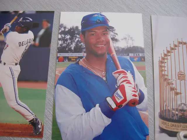 Blue Jays 1994  Rare Post Cards Collection in Arts & Collectibles in Bedford - Image 8