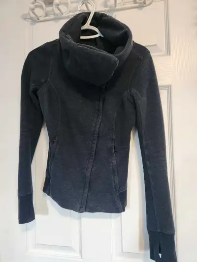 Gently used, good condition. Size 2.