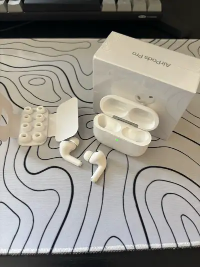 Brand new, sealed AirPods Pro 3 1:1