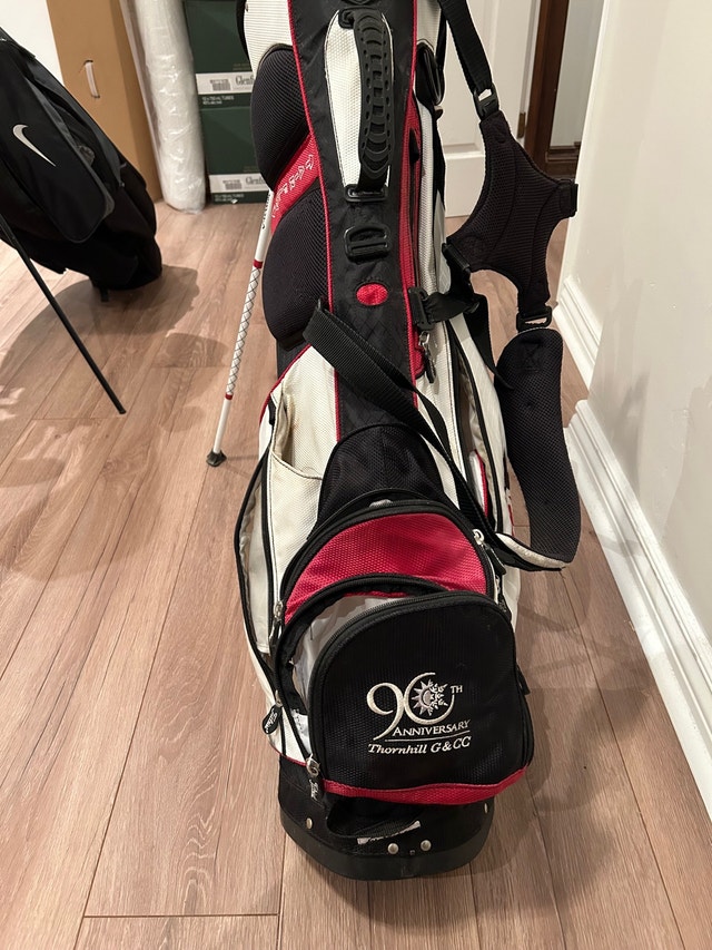 Titleist Golf Bag great condition Golf City of Toronto Kijiji