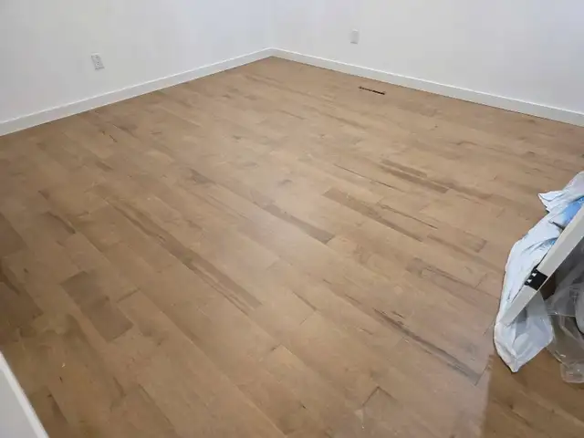 Vingly Floor Installation490886862346670084