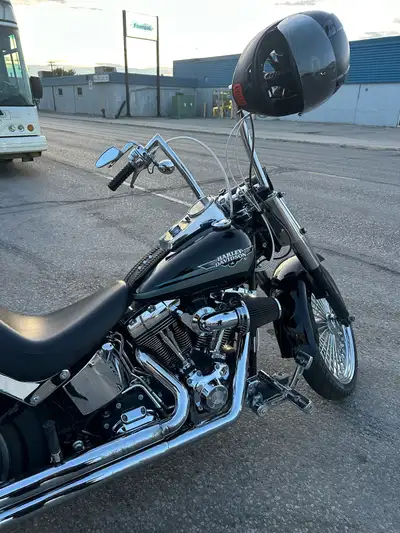 2009 Harley Davidson fat boy Safetied, clean title Only 12900 miles, 96cid engine, 6 speed transmiss...