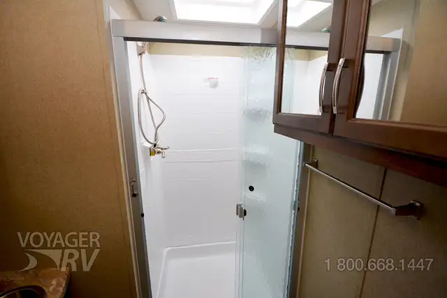 Travel Trailer Grand Design Reflection in Travel Trailers & Campers in Grand Bend - Image 7
