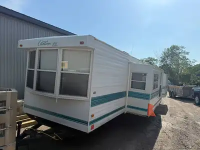 Call ( 9 0 5 ) 4 6 7 - 1 4 0 0 1995 citation park model trailer for sale 6500$ One bedroom plus den...