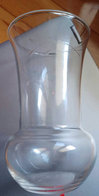 Federal Glass Vase